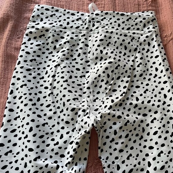 Whitefox X Sarah’s Day White Dalmatian Print Legging - Picture 6 of 6